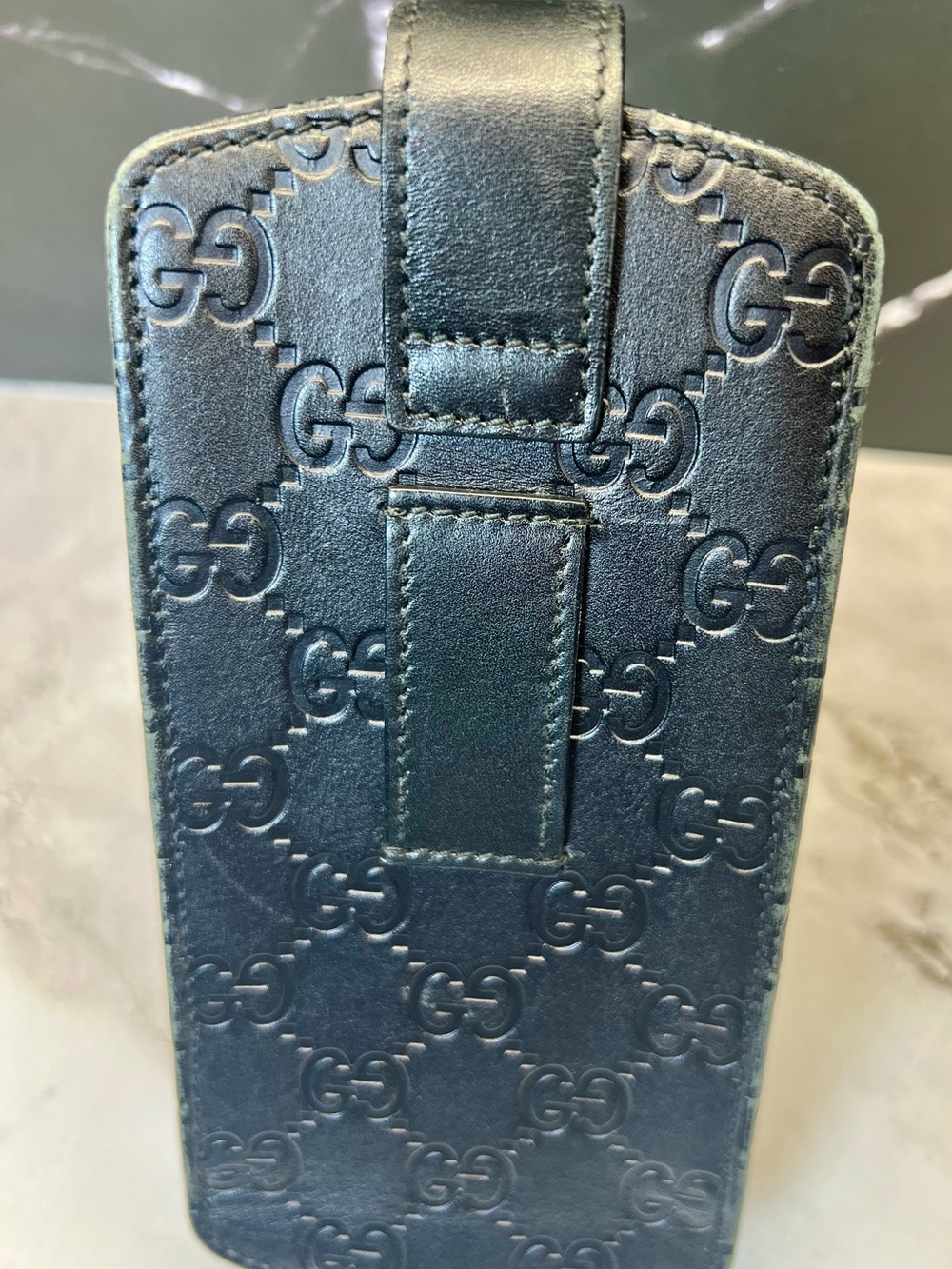 Gucci Vintage Black Guccissima Embossed GG Belt Loop Phone Case. GUC